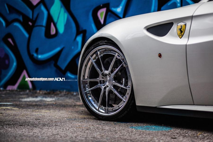Детали экстерьера Ferrari FF on ADV.1 Wheels (ADV52TSCS) 2015 года  (фото 8 из 12)